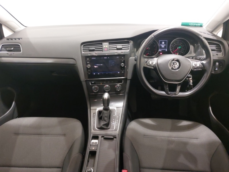 Used Volkswagen Golf 2020 for sale - 78033556: Photo 2