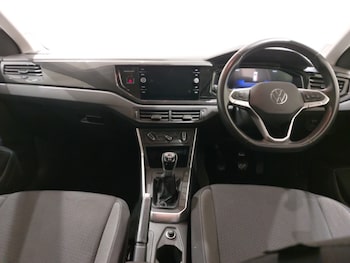 Used Volkswagen Polo 2023 for sale - 76311541: Photo 2