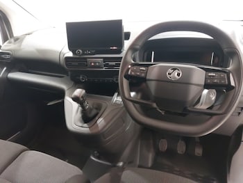 Used Vauxhall Combo 2024 for sale - 76932480: Photo