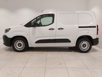 Used Vauxhall Combo 2024 for sale - 76932480: Photo