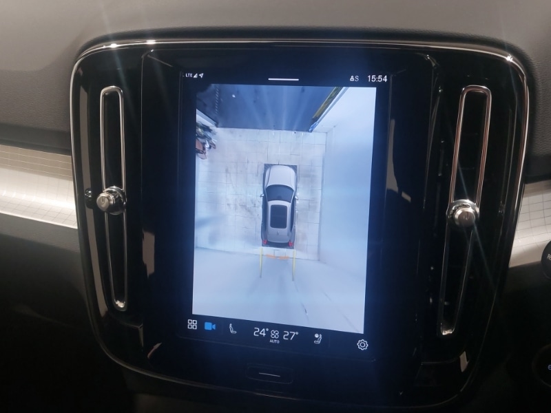 Used Volvo XC40 2023 for sale - 77585320: Photo 11