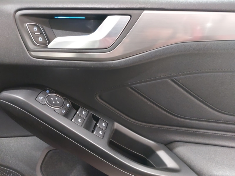 Used Ford Focus 2019 for sale - 76384105: Photo 19