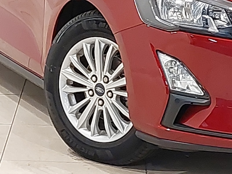 Used Ford Focus 2019 for sale - 76384105: Photo 9