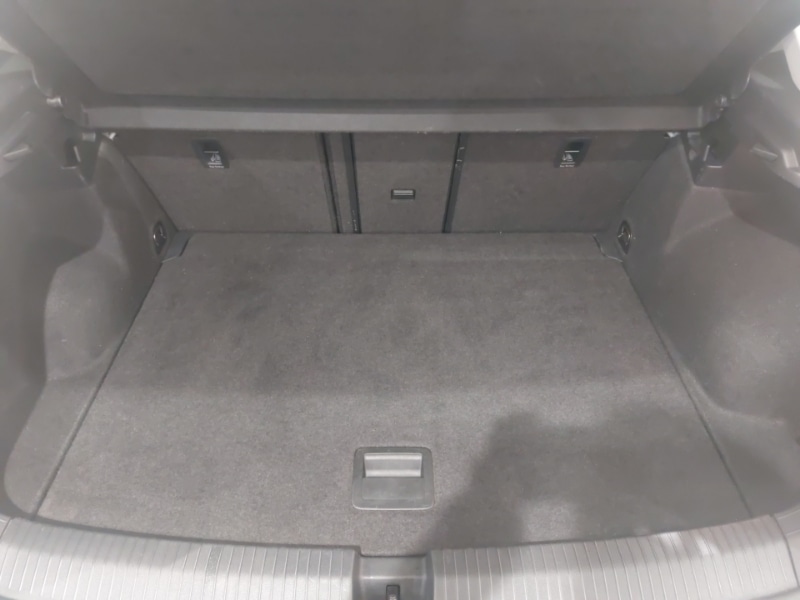 Used Volkswagen T-Roc 2019 for sale - 77265813: Photo 8