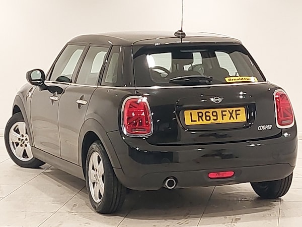Used MINI Hatch 2019 for sale - 76269262: Photo 3