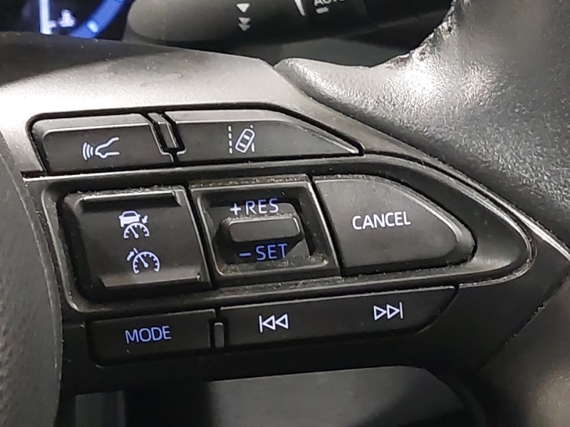 Used Toyota Yaris Cross 2022 for sale - 77086844: Photo 17