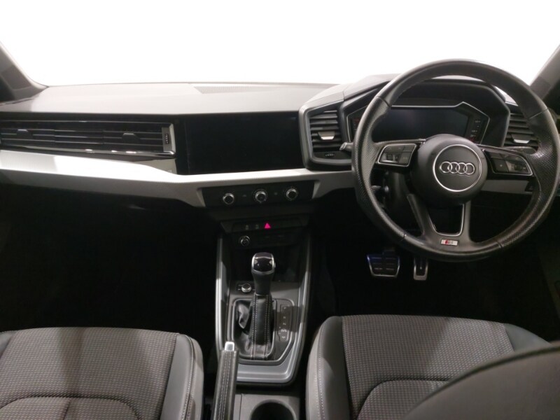Used Audi A1 2023 for sale - 76567367: Photo 2