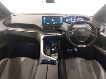 Used Peugeot 5008 2023 for sale - 78511723: Photo