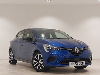 Used Renault Clio 2023 for sale - 79605783: Photo