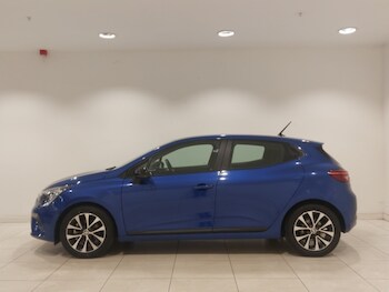 Used Renault Clio 2023 for sale - 79605783: Photo