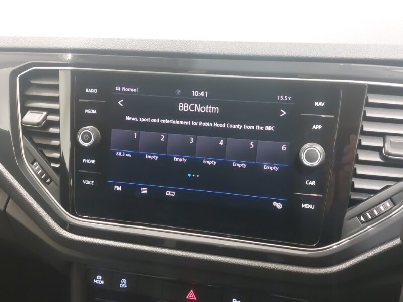 Used Volkswagen T-Roc 2019 for sale - 76860709: Photo 10