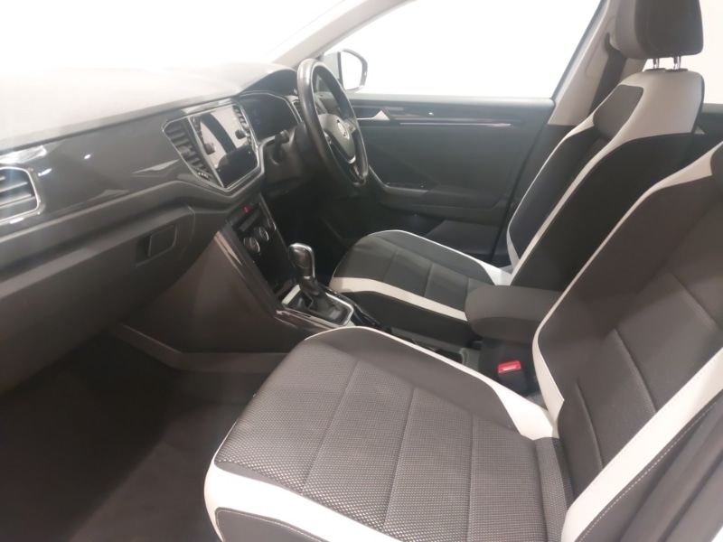 Used Volkswagen T-Roc 2019 for sale - 76860709: Photo 5