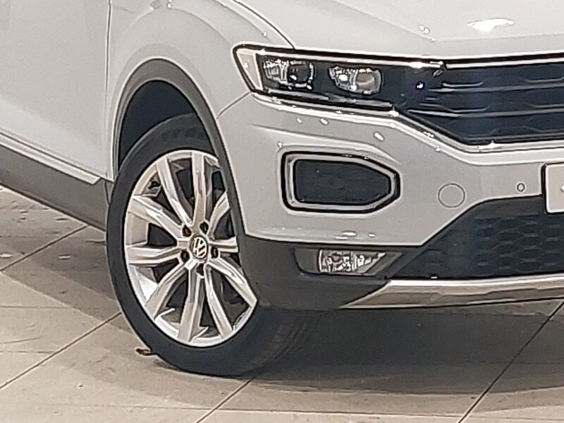 Used Volkswagen T-Roc 2019 for sale - 76860709: Photo 9