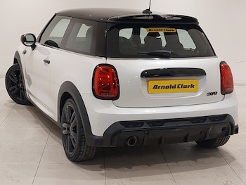 Used MINI Hatch 2023 for sale - 78253347: Photo