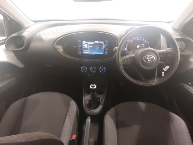 Used Toyota Aygo X 2023 for sale - 76053882: Photo 2
