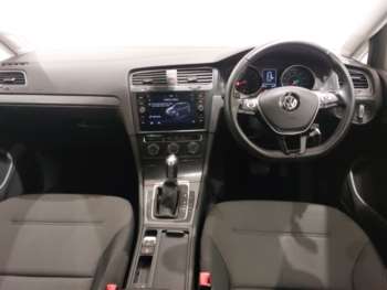 Used Volkswagen Golf 2019 for sale - 74578732: Photo