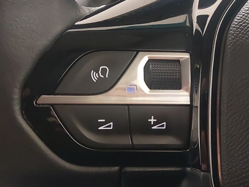 Used Peugeot 2008 2022 for sale - 77086845: Photo 14