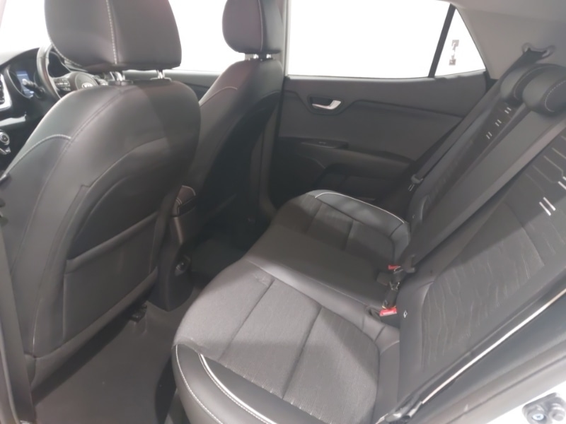 Used Kia Stonic 2021 for sale - 77078597: Photo 6