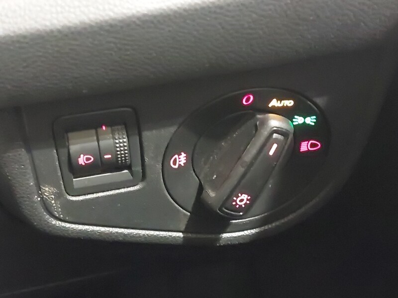 Used Volkswagen Polo 2018 for sale - 76816023: Photo 16