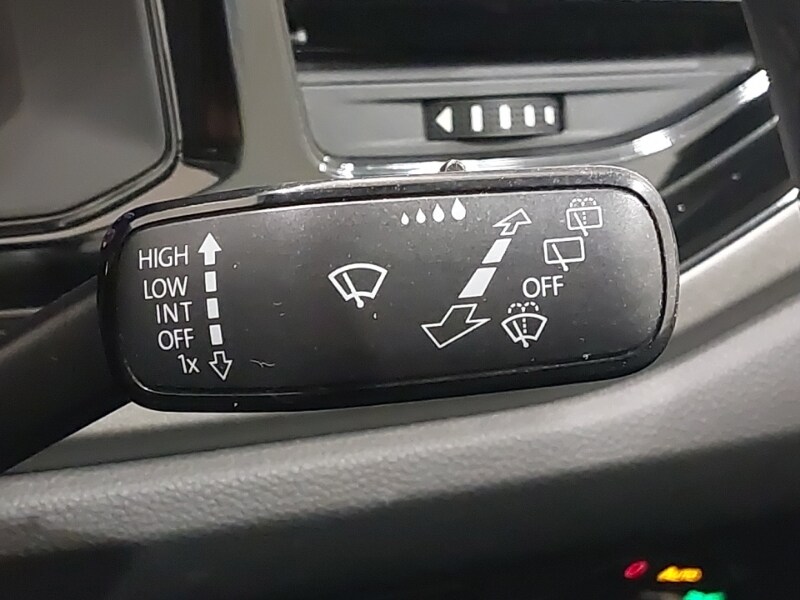 Used Volkswagen Polo 2018 for sale - 76816023: Photo 17