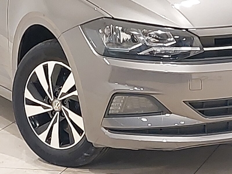 Used Volkswagen Polo 2018 for sale - 76816023: Photo 9