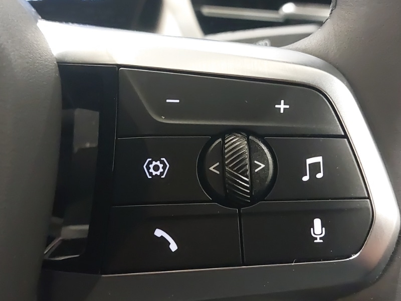 Used BMW iX2 2025 for sale - 77252258: Photo 16