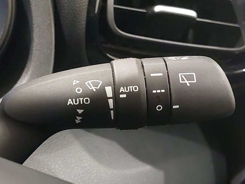 Used Toyota Yaris 2022 for sale - 76629180: Photo 17