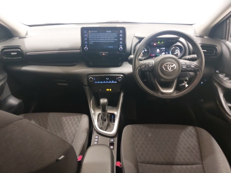 Used Toyota Yaris 2022 for sale - 76629180: Photo 2