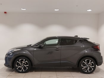 Used Toyota C-HR 2021 for sale - 78998540: Photo