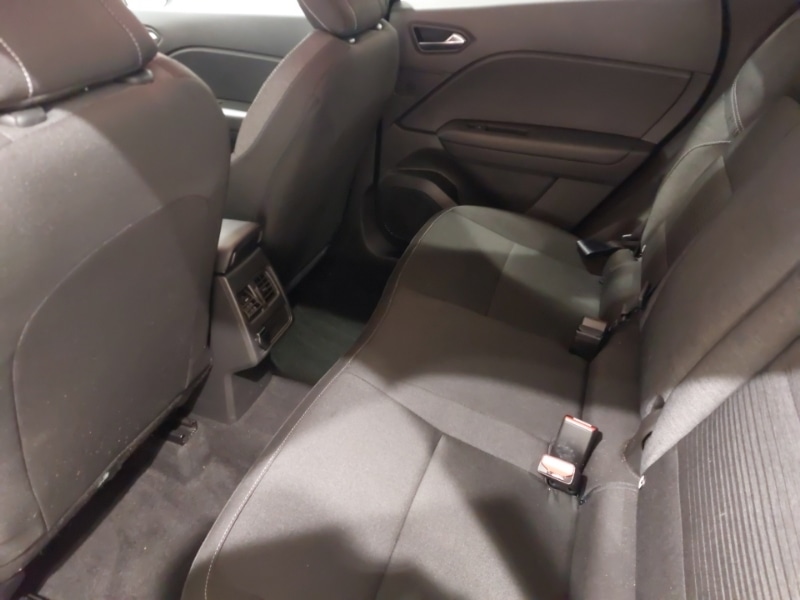 Used Renault Captur 2020 for sale - 76108322: Photo 6