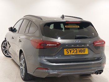 Used Ford Focus 2023 for sale - 78442069: Photo