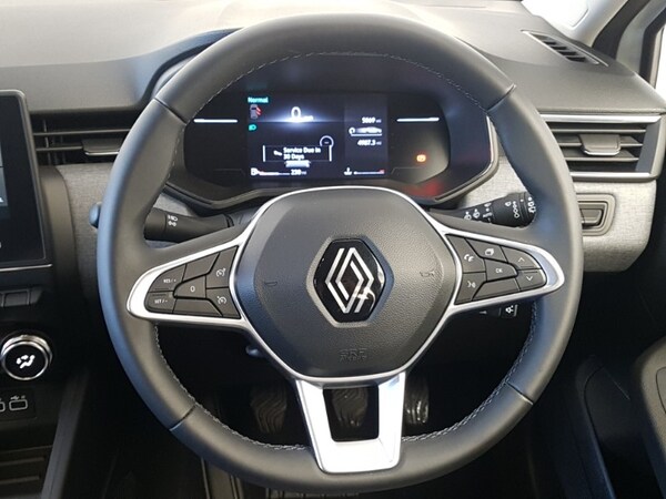 Used Renault Clio 2024 for sale - 75514215: Photo 10