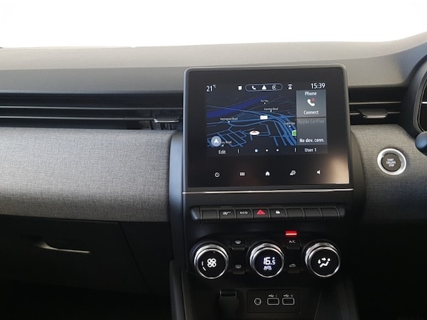 Used Renault Clio 2024 for sale - 75514215: Photo 11
