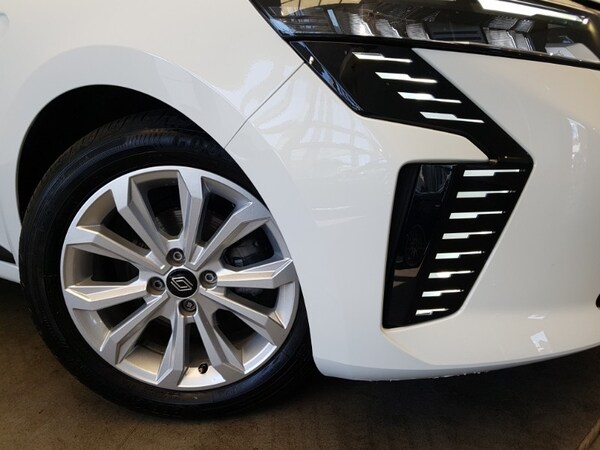 Used Renault Clio 2024 for sale - 75514215: Photo 9