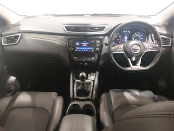 Used Nissan Qashqai 2019 for sale - 76150984: Photo 2