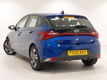 Used Hyundai i20 2022 for sale - 77070437: Photo