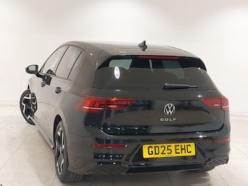 Used Volkswagen Golf 2025 for sale - 79087023: Photo
