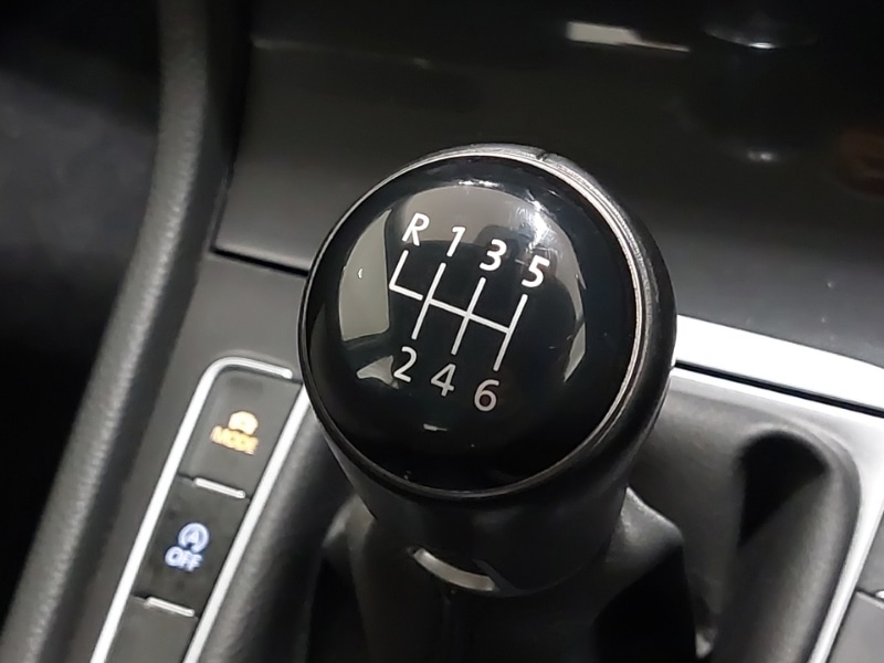 Used Volkswagen Golf 2018 for sale - 77816175: Photo 15