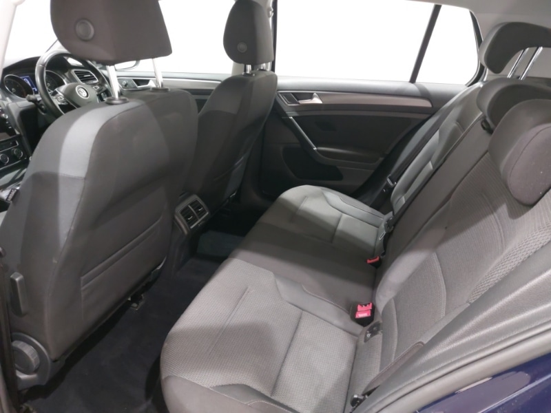 Used Volkswagen Golf 2018 for sale - 77816175: Photo 6
