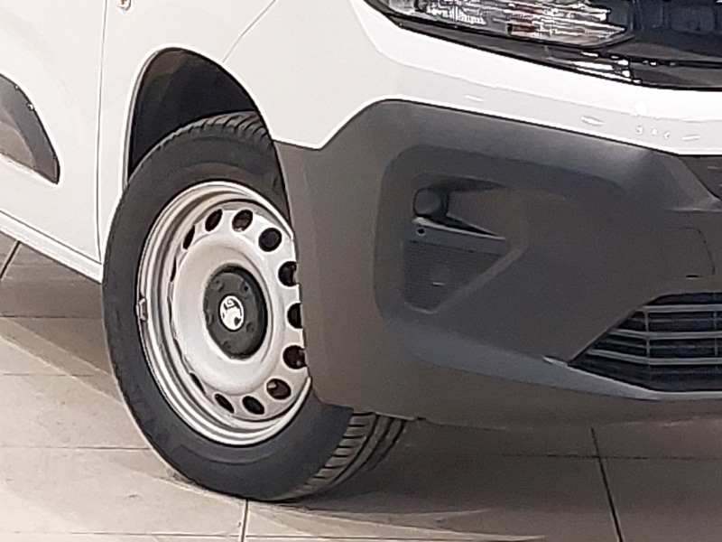 Used Vauxhall Combo 2024 for sale - 76925049: Photo 9