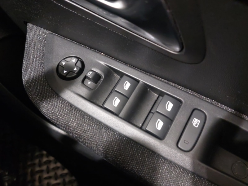 Used Peugeot 208 2025 for sale - 78094041: Photo 19