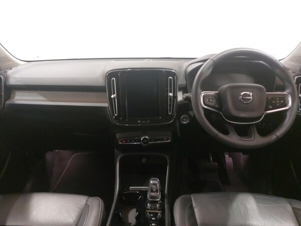 Used Volvo XC40 2022 for sale - 75576115: Photo 2