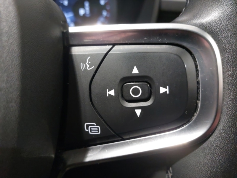 Used Volvo XC40 2022 for sale - 76567372: Photo 17