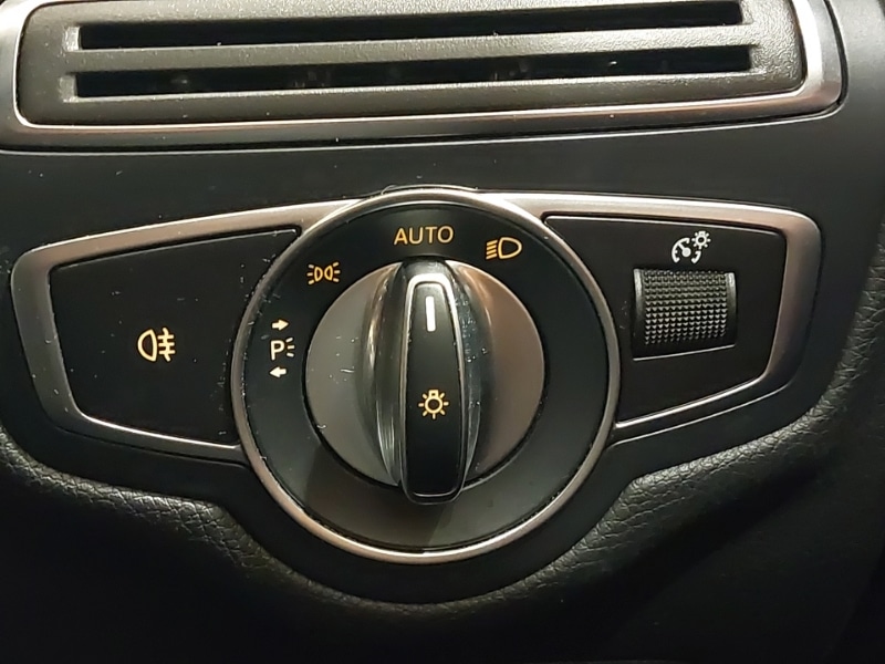 Used Mercedes-Benz C Class 2019 for sale - 77419149: Photo 18