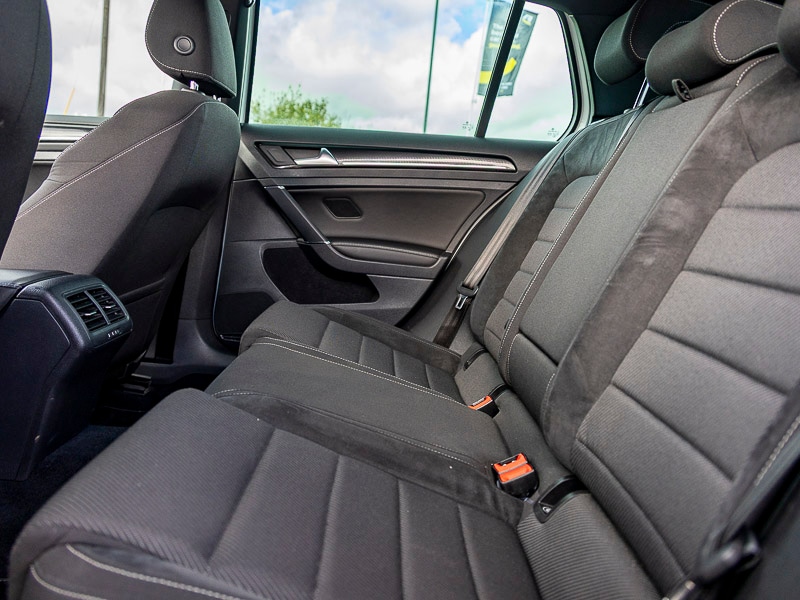 Used Volkswagen Golf 2017 for sale - 76763985: Photo 6