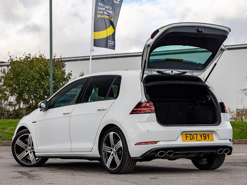 Used Volkswagen Golf 2017 for sale - 76763985: Photo 8