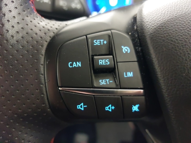 Used Ford Focus 2022 for sale - 76369693: Photo 16