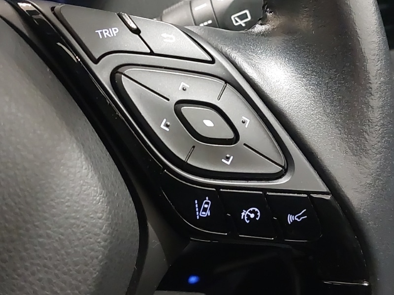 Used Toyota C-HR 2020 for sale - 77329980: Photo 15