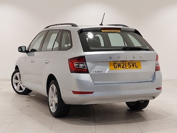 Used Skoda Fabia 2021 for sale - 76721982: Photo