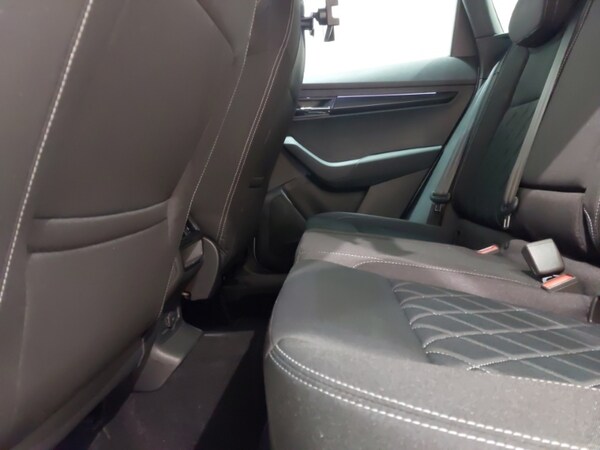 Used Skoda Karoq 2024 for sale - 74786957: Photo 6